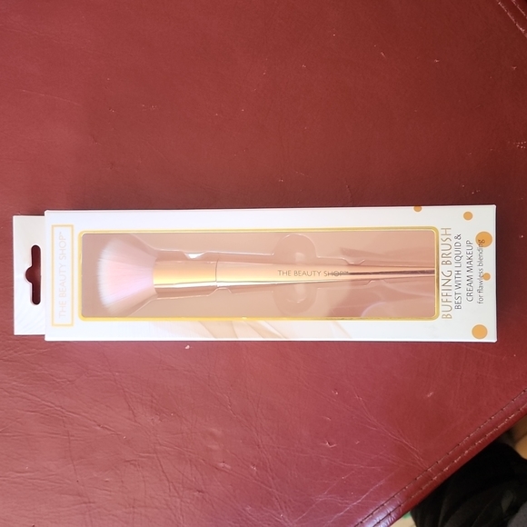 The Beauty Shop Other - ❤️HPx2❤️ NIB The Beauty Shop: Buffing Brush, Rose/pink